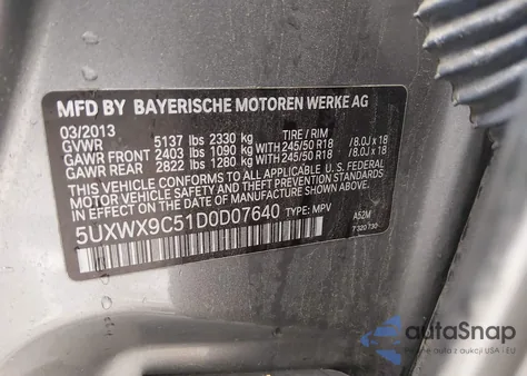 2013 BMW X3 xDrive28I z USA, uszkodzony, nr VIN 5UXWX9C51D0D07640